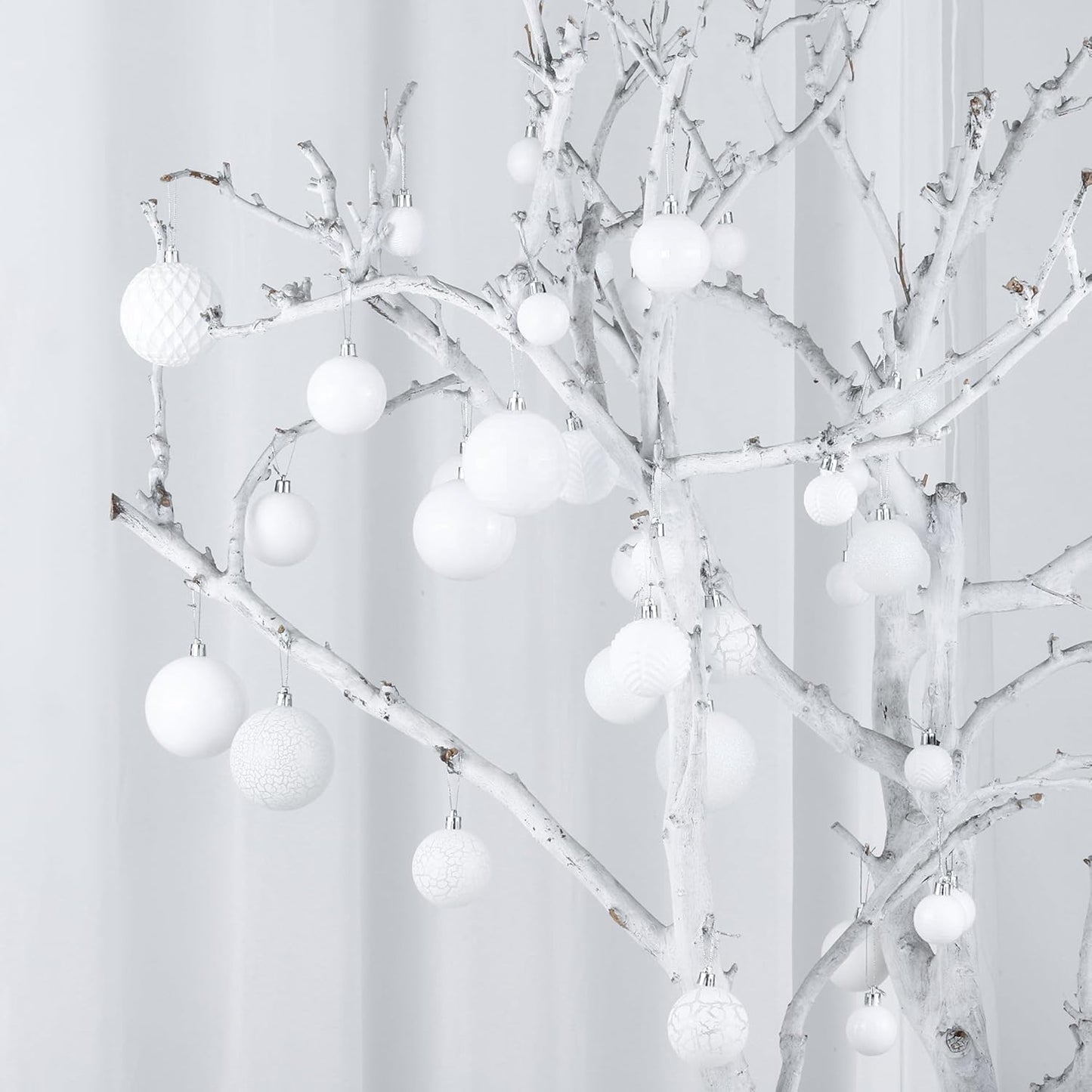 LANGXUN 36pcs White Christmas Tree Decorations Balls, Bolas De Navidad, 2025 Christmas Decor, Indoor Outdoor Shatterproof Christmas Ornaments, Xmars Party Wedding Suppiles