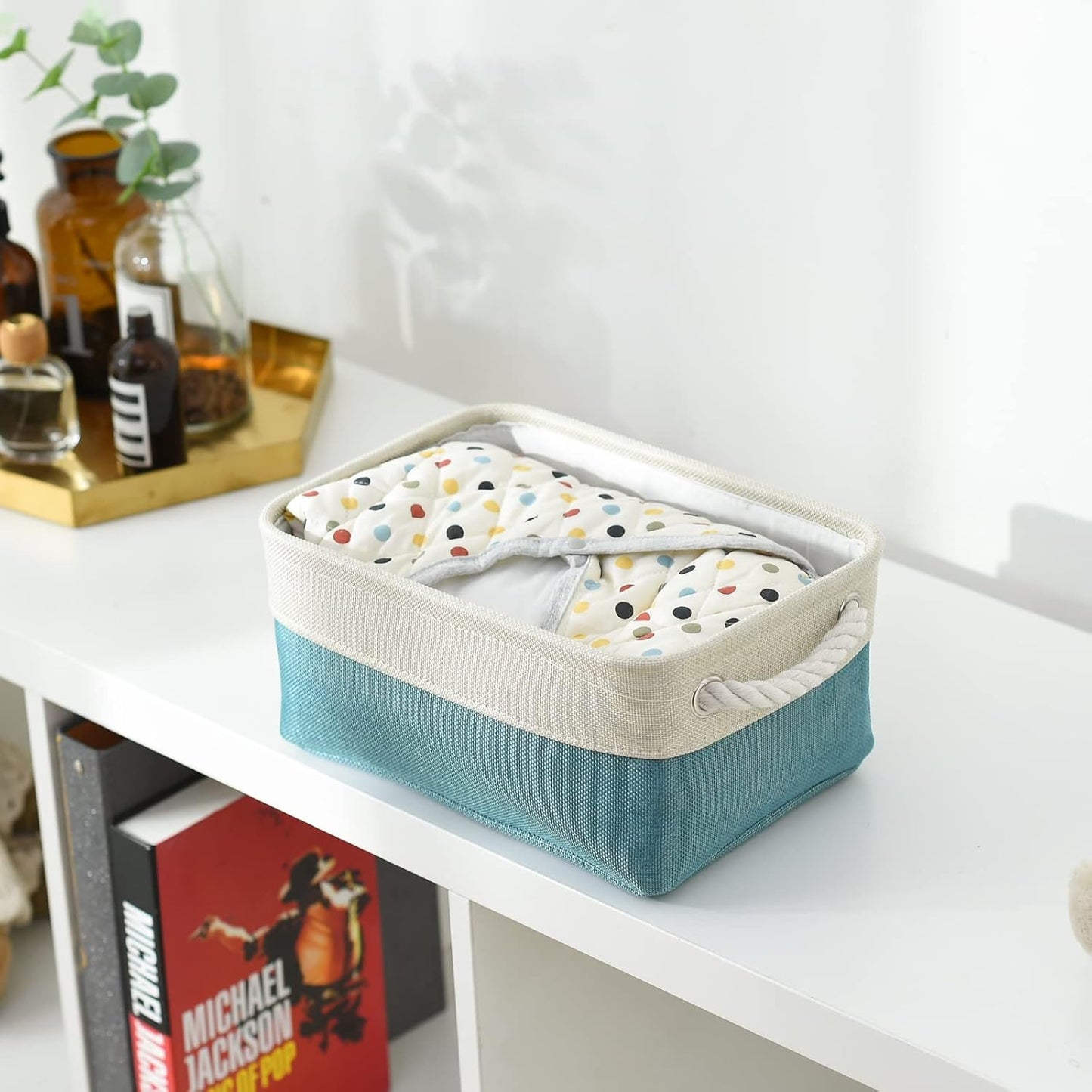 TheWarmHome Fabric Storage Bin with Handles,Storage Basket for Home Storage and Organization, Shelf Basket with Cover for Living Room Bedroom Decor Closet（White & Green,Small ,11.8L×7.9W×5.2H